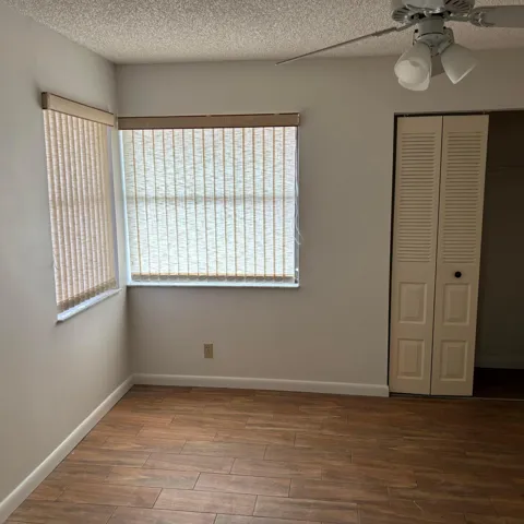 17-bedroom-2