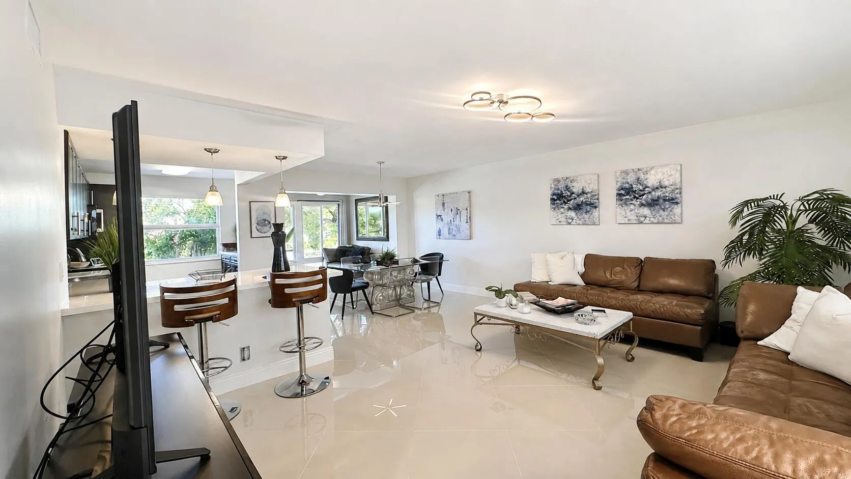 Living area 41