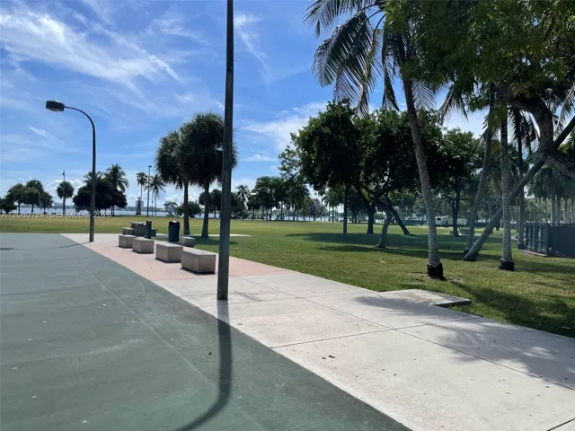 PARK AREA