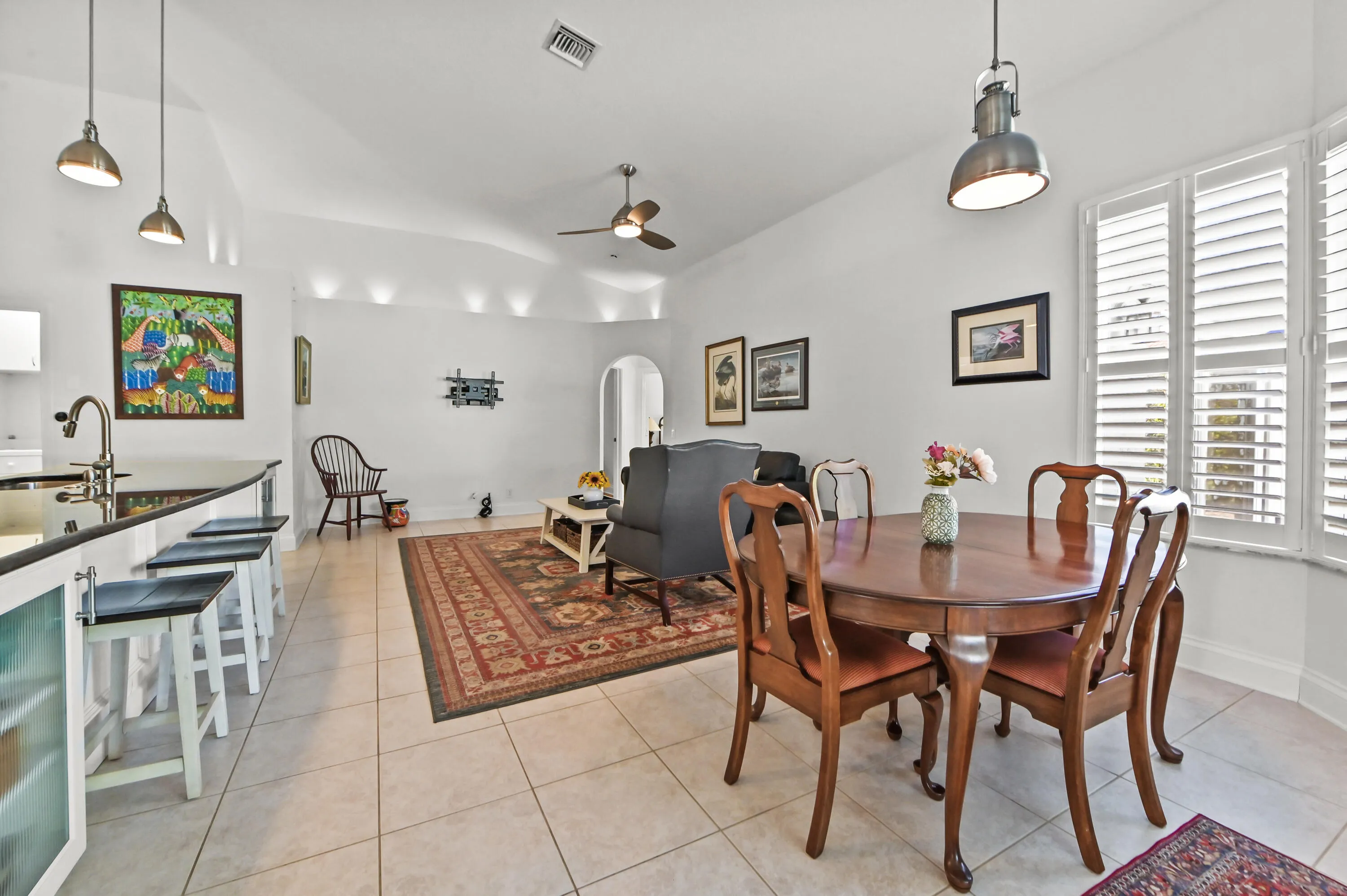 14 Dining room 01