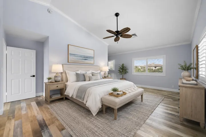 Virtually staged to help you envision the possibilities.