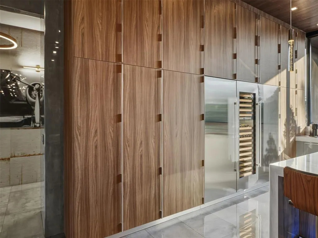 part kitchen