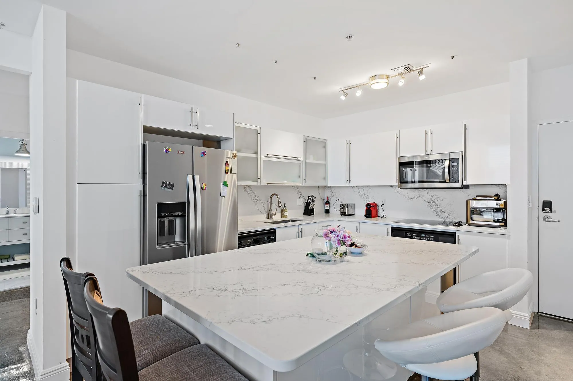 1617 N Flagler Dr 801-8