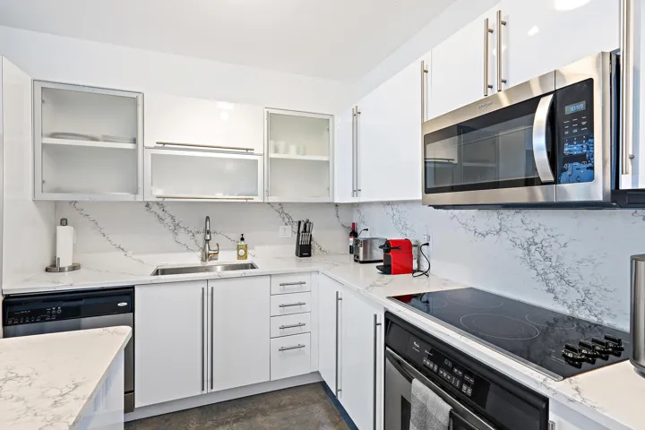 1617 N Flagler Dr 801-10