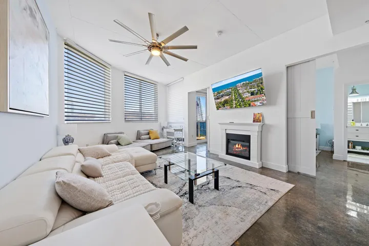1617 N Flagler Dr 801-6