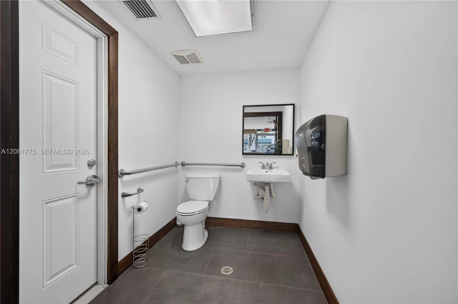 Property photo 36