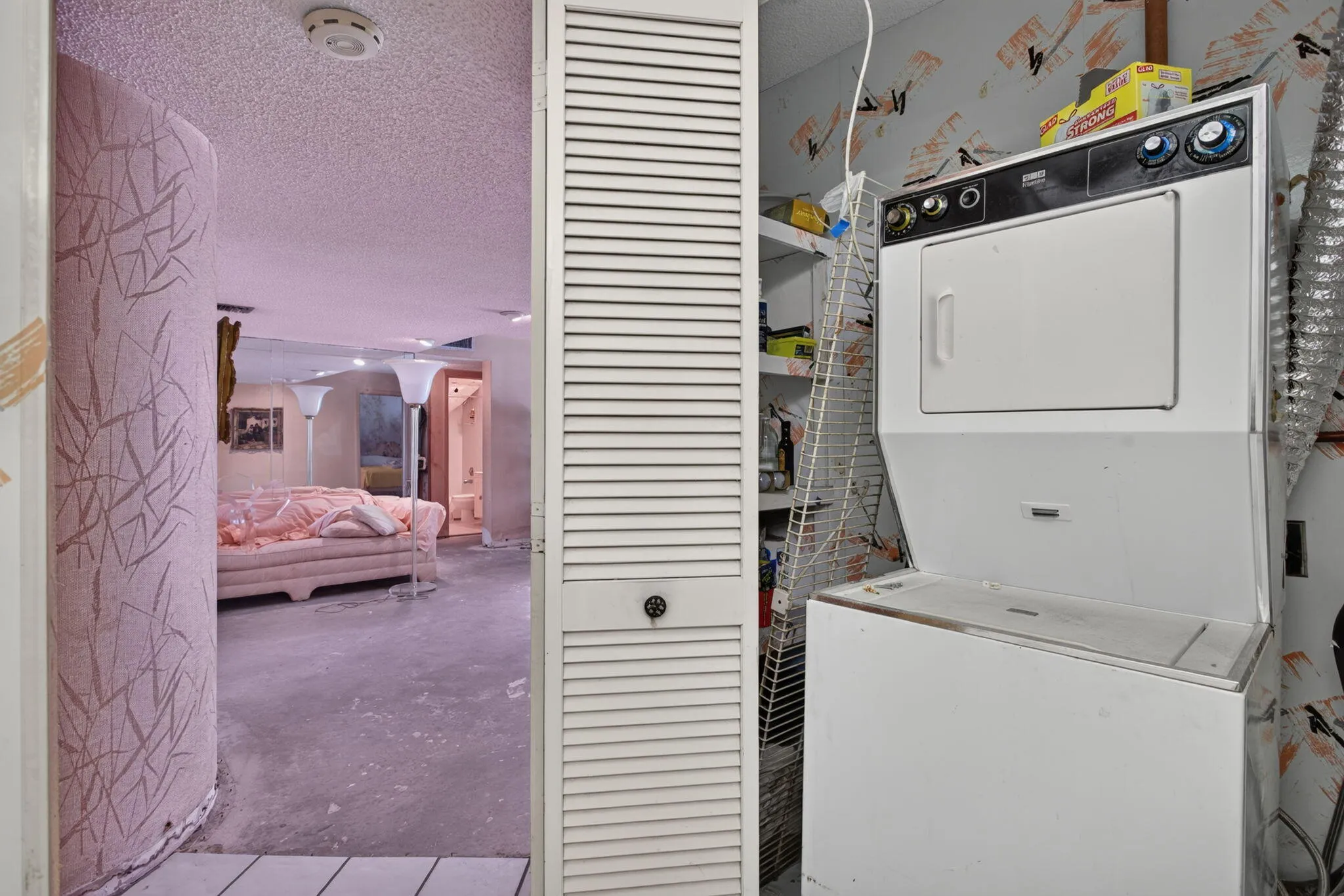 6-web-or-mls-3920-3944
