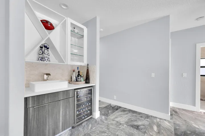 wet bar