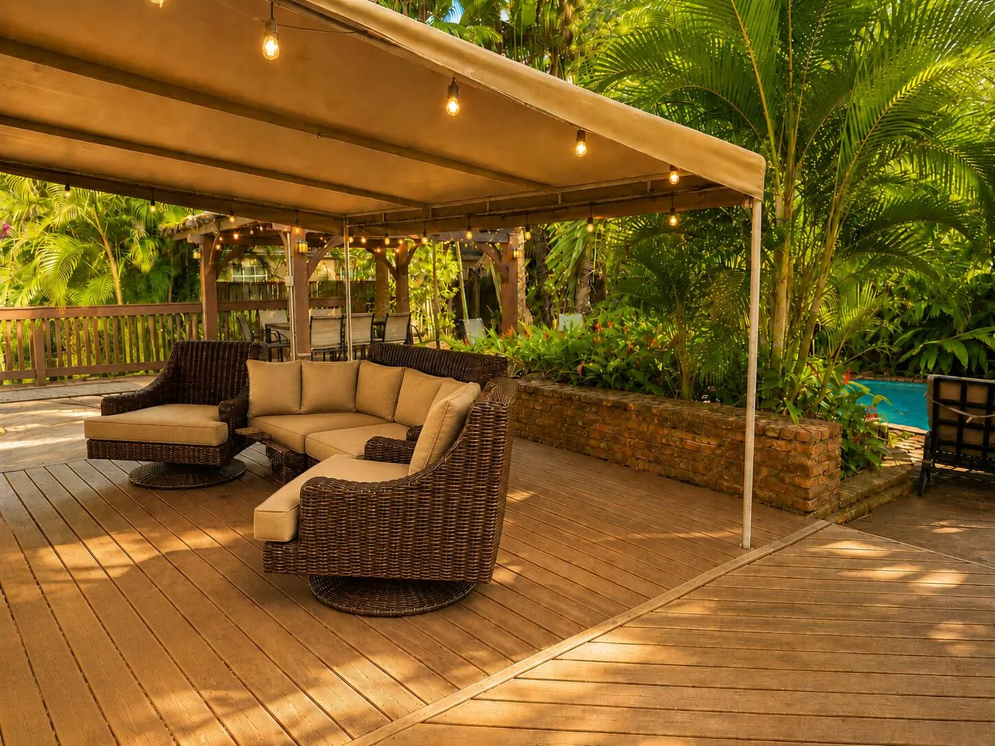 Backyard Lounge Area