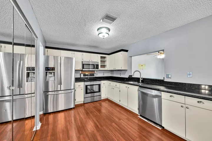 12152 NW 36th Place Sunrise 00026