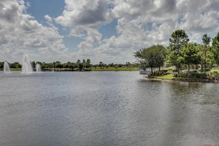 15 Tradition Lake
