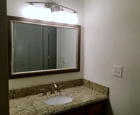 20160301145003960102000000-o
