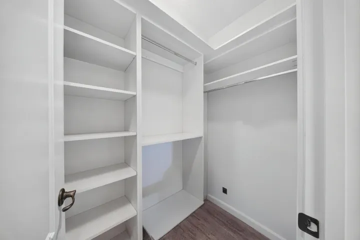 closet 4