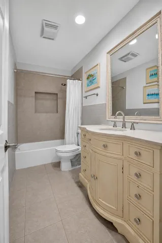 2nd bathroom