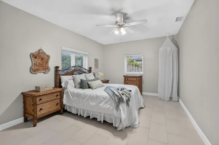 4th bedroom