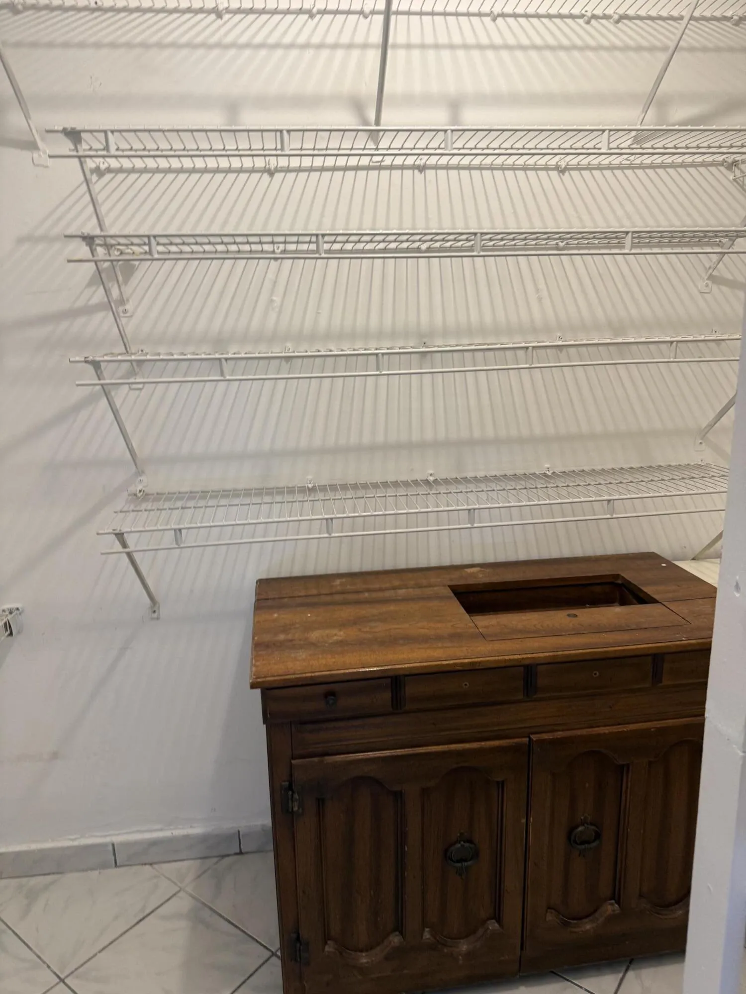 parkview master closet 2