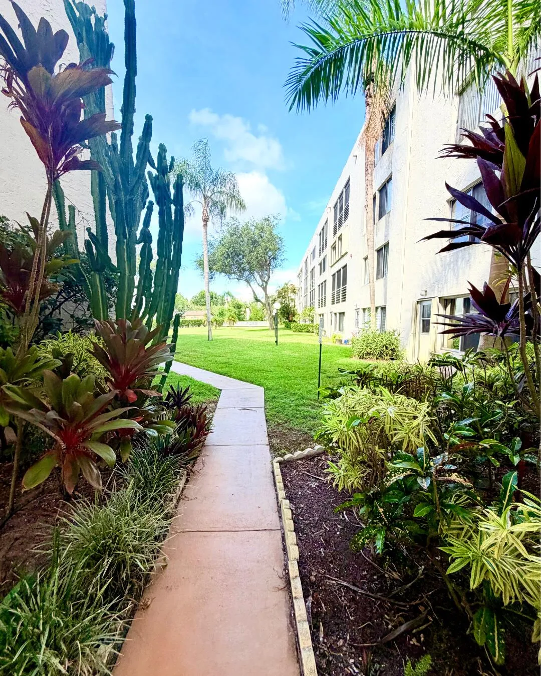 Outdoor Courtyard Entry