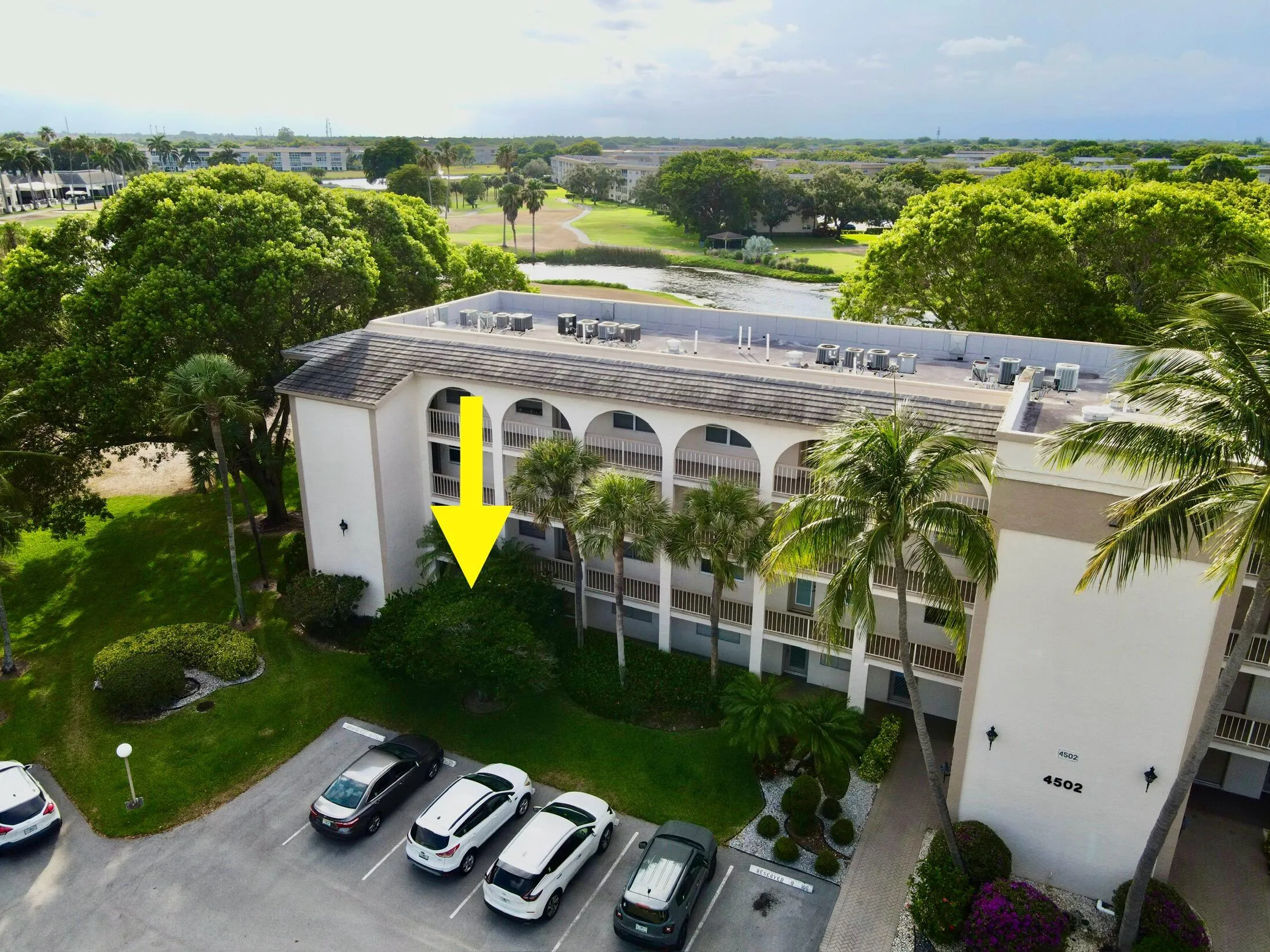 4502 MARTINQUE WAY APT B1 ON GOLF COURSE