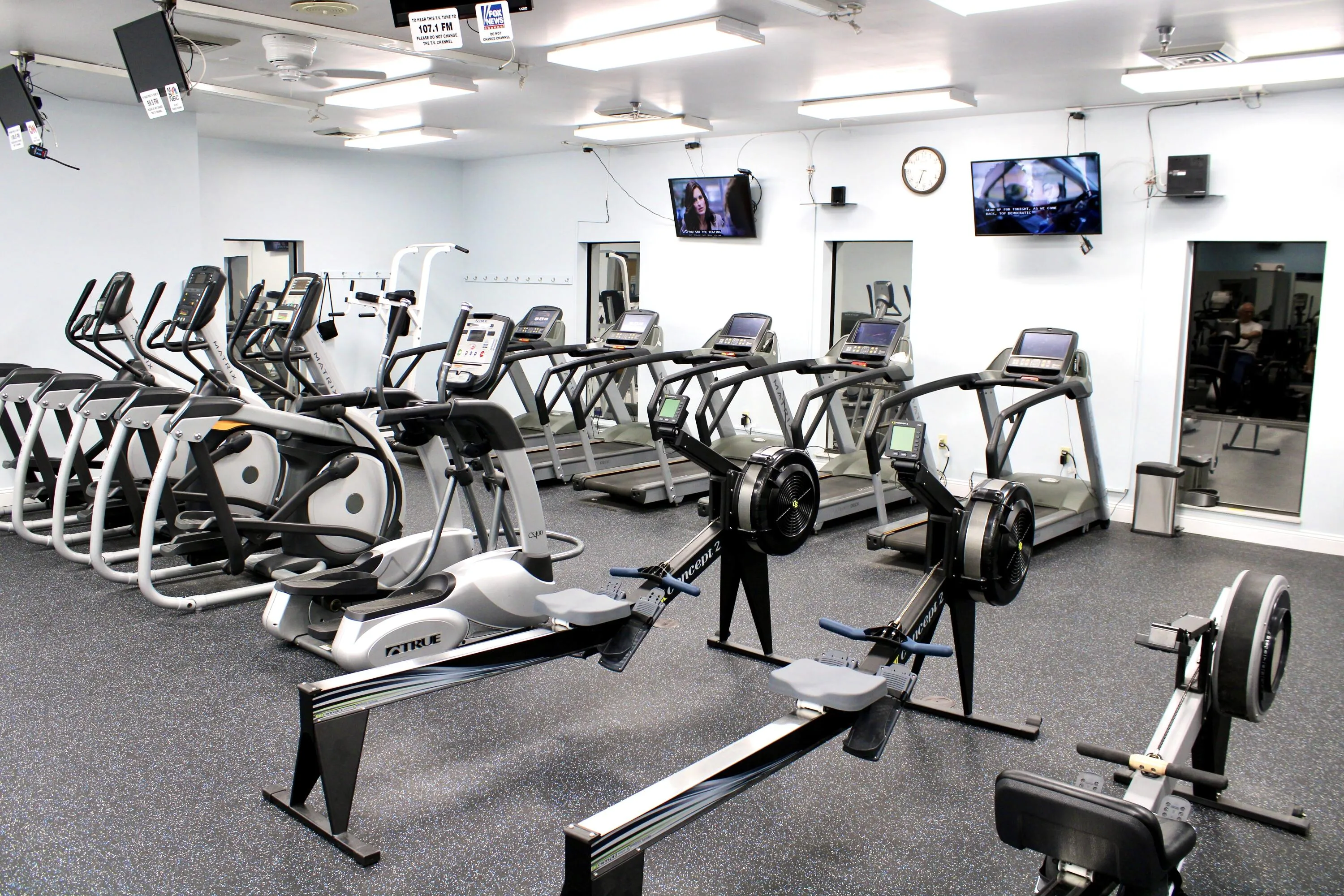 95 FITNESS CENTER MACHINES AT WYNMOOR MA