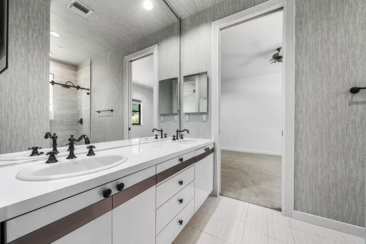 Guest bath