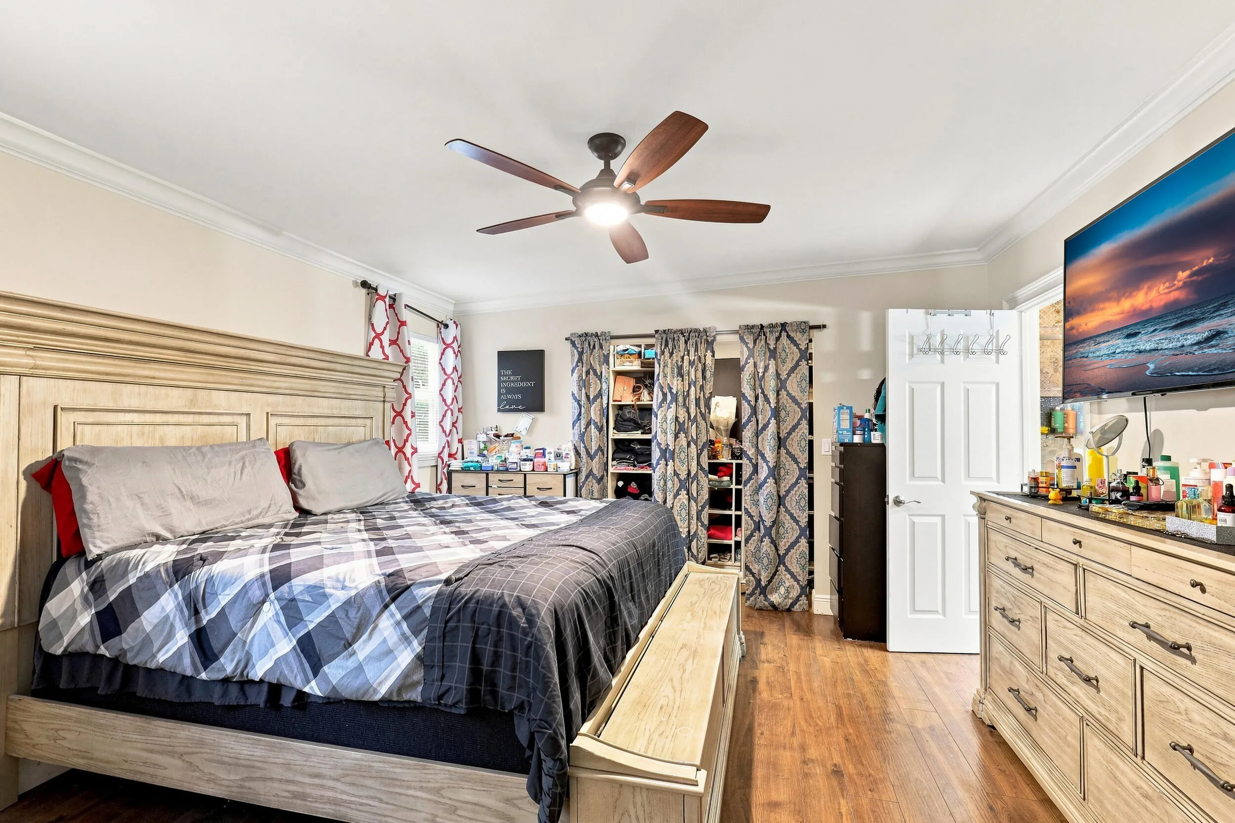 Additional view highlighting the comfortable layout, natural light, and closet access.
