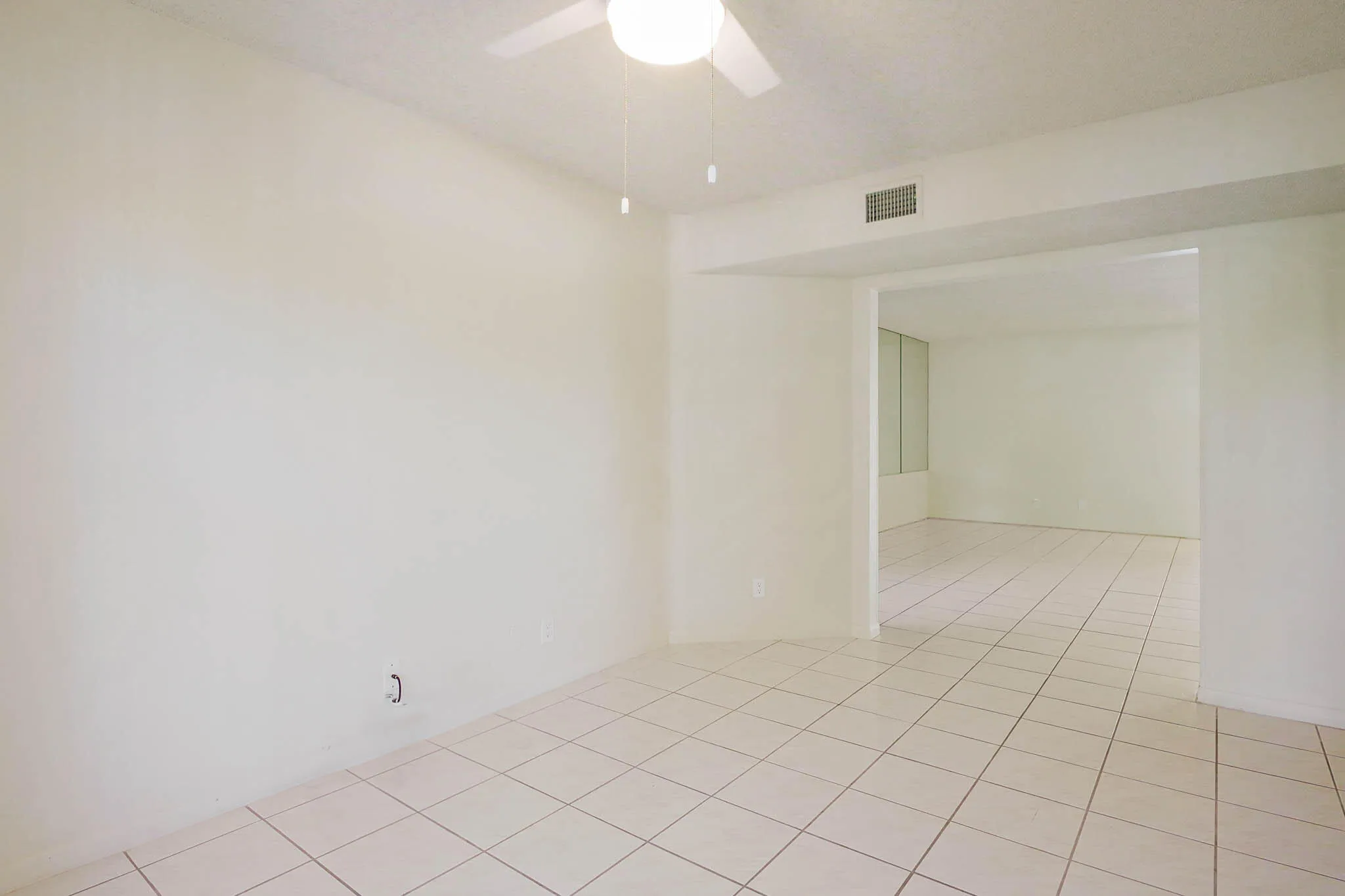 3367_Perimeter_Drive_12