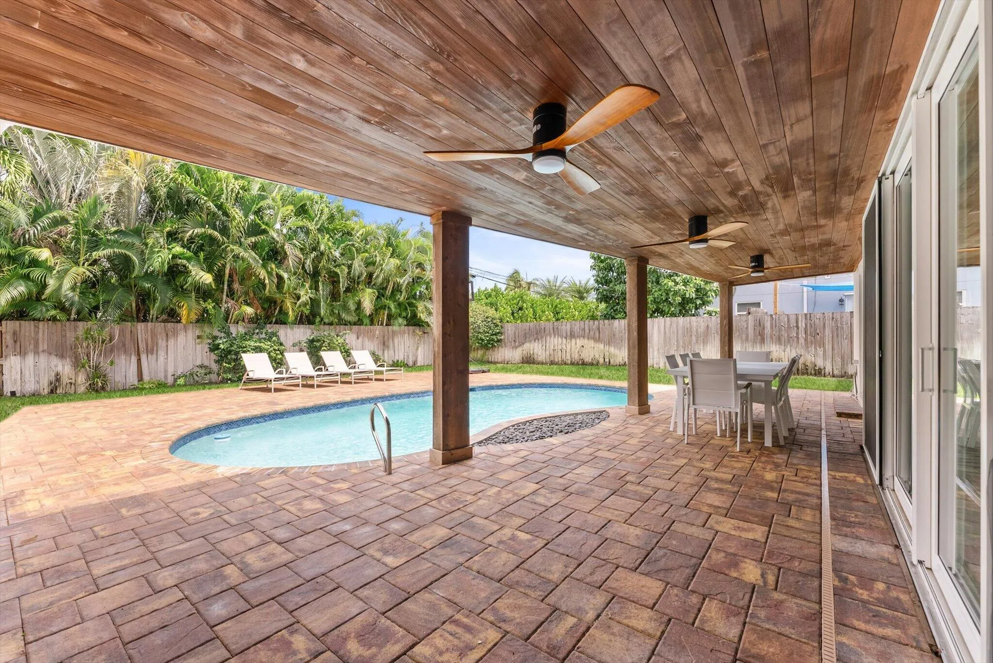 Property photo 33