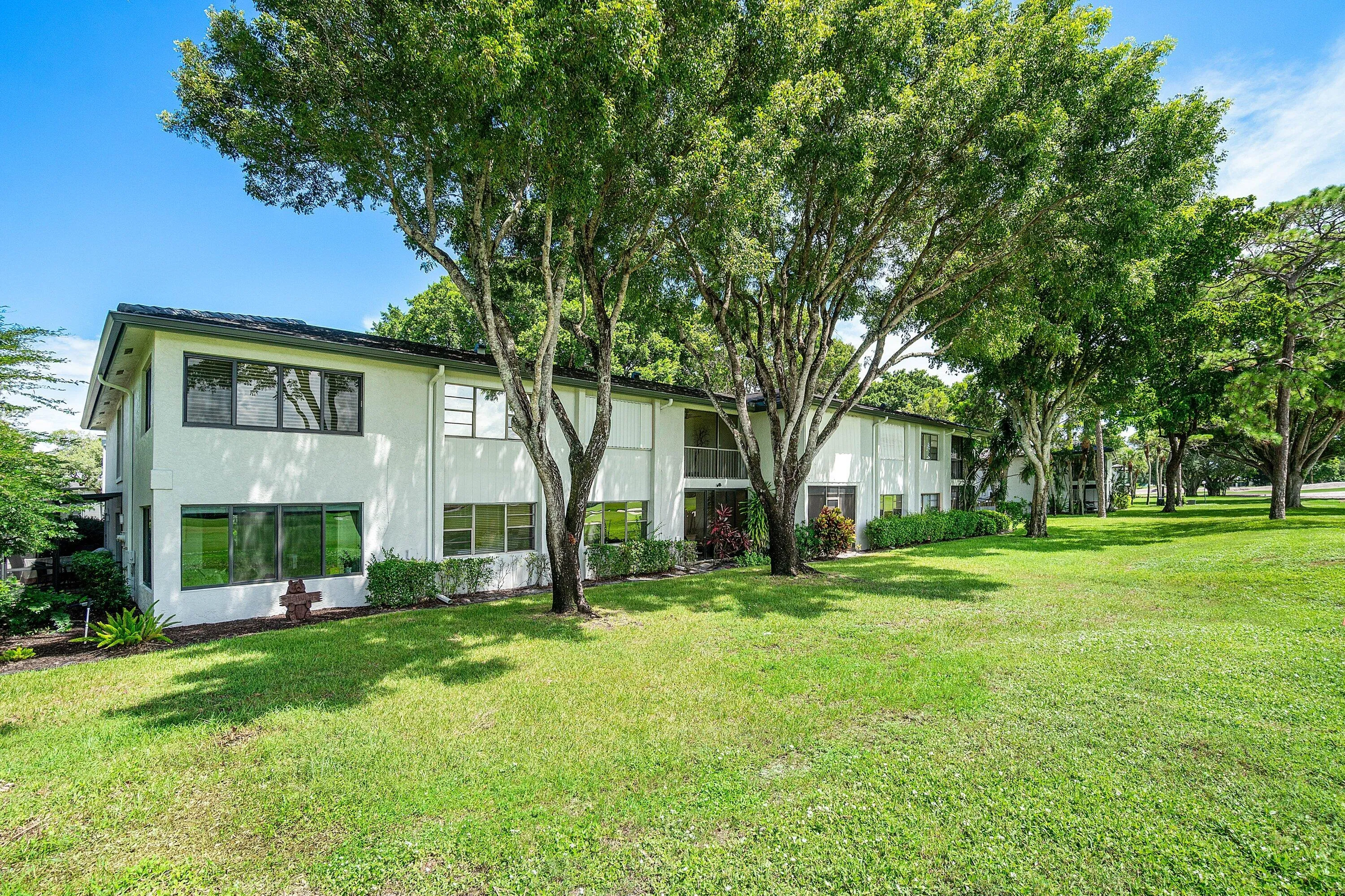 035-7SouthportLane-H-BoyntonBeach-FL-334