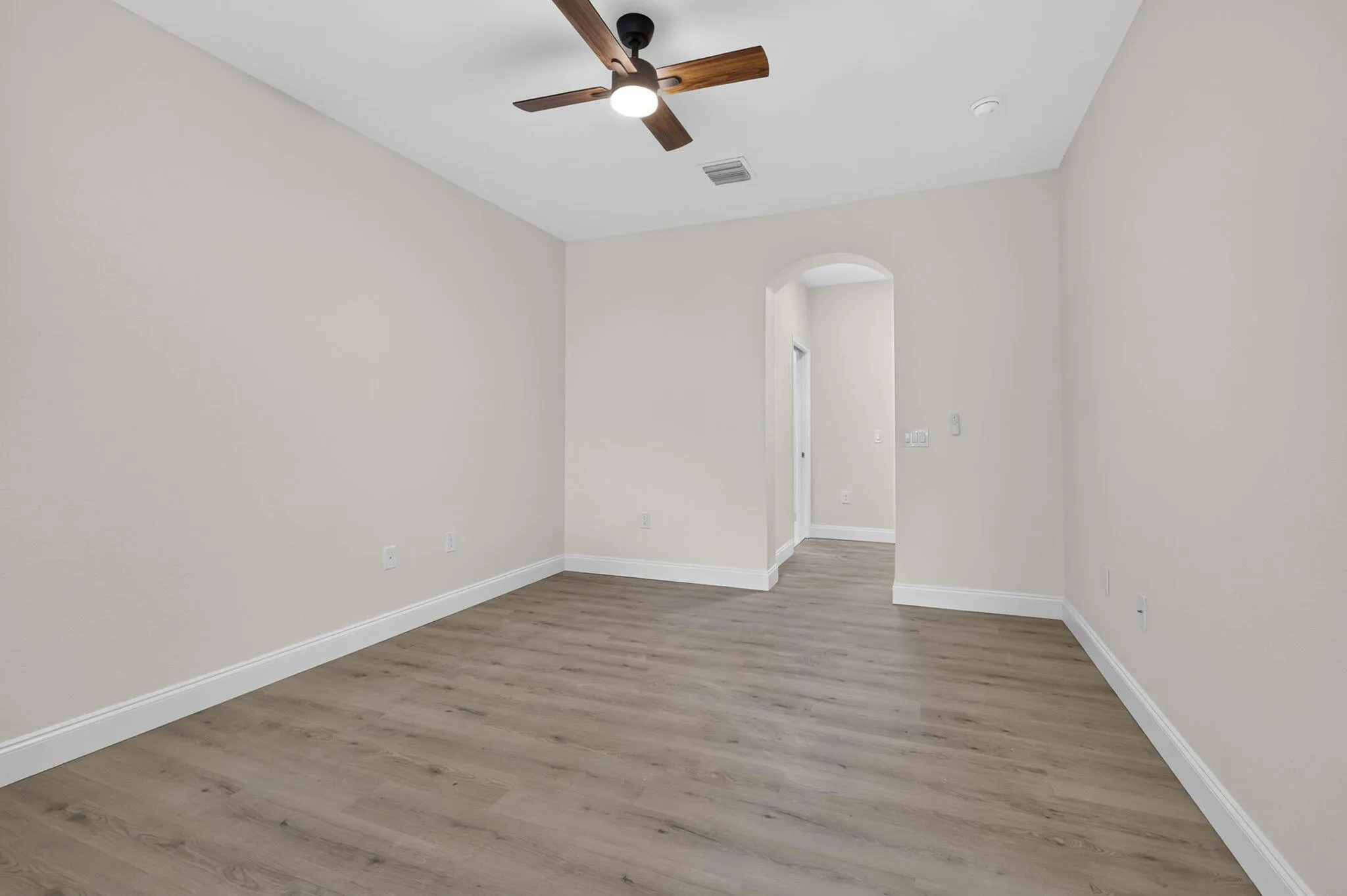 34-web-or-mls-BS1A0746