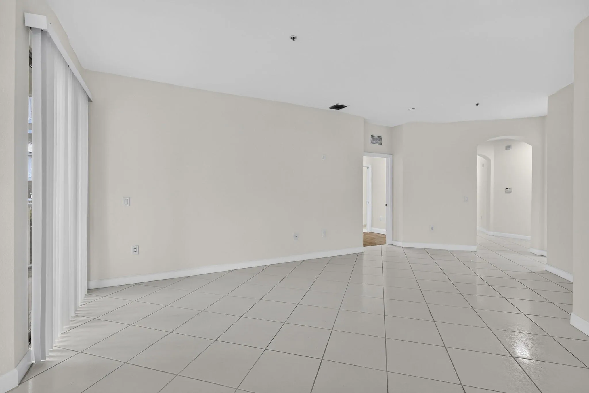 21-web-or-mls-BS1A0676