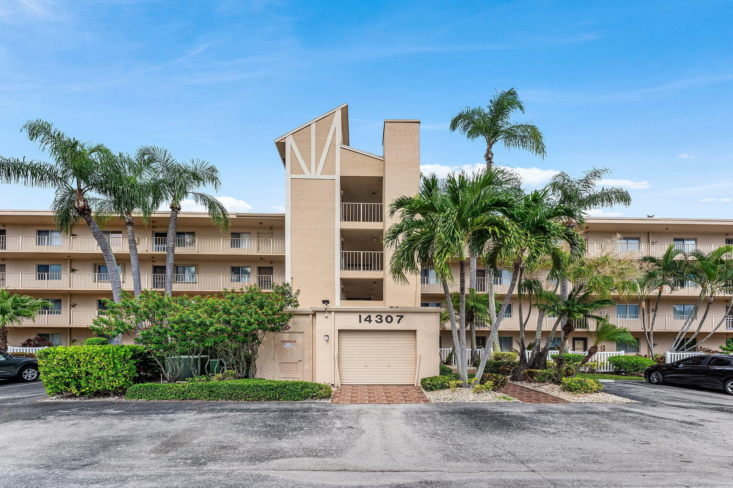 001-14307BedfordDrive-204-DelrayBeach-FL