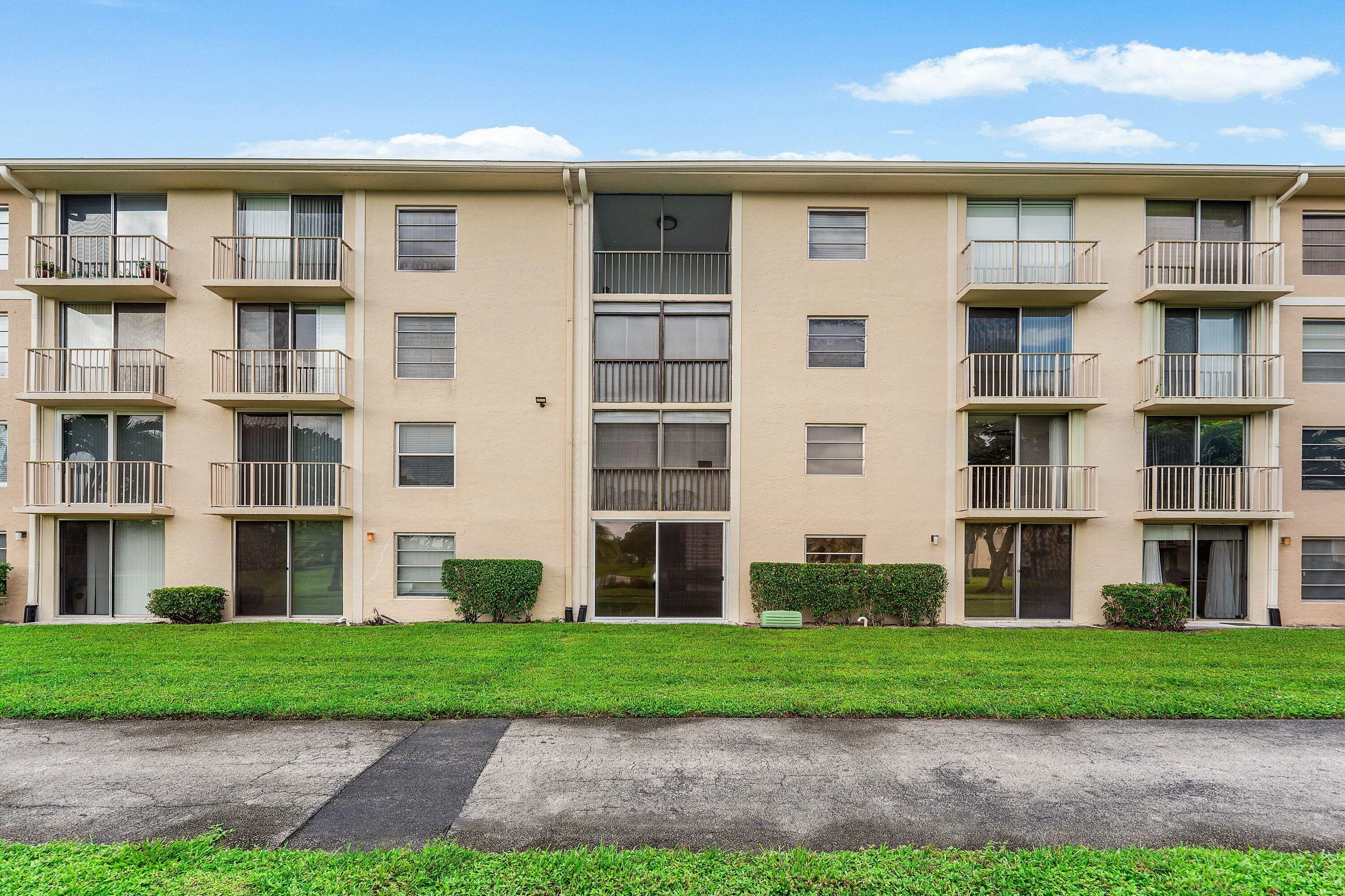 031-14307BedfordDrive-204-DelrayBeach-FL
