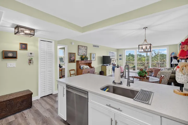 22-web-or-mls-699A3296