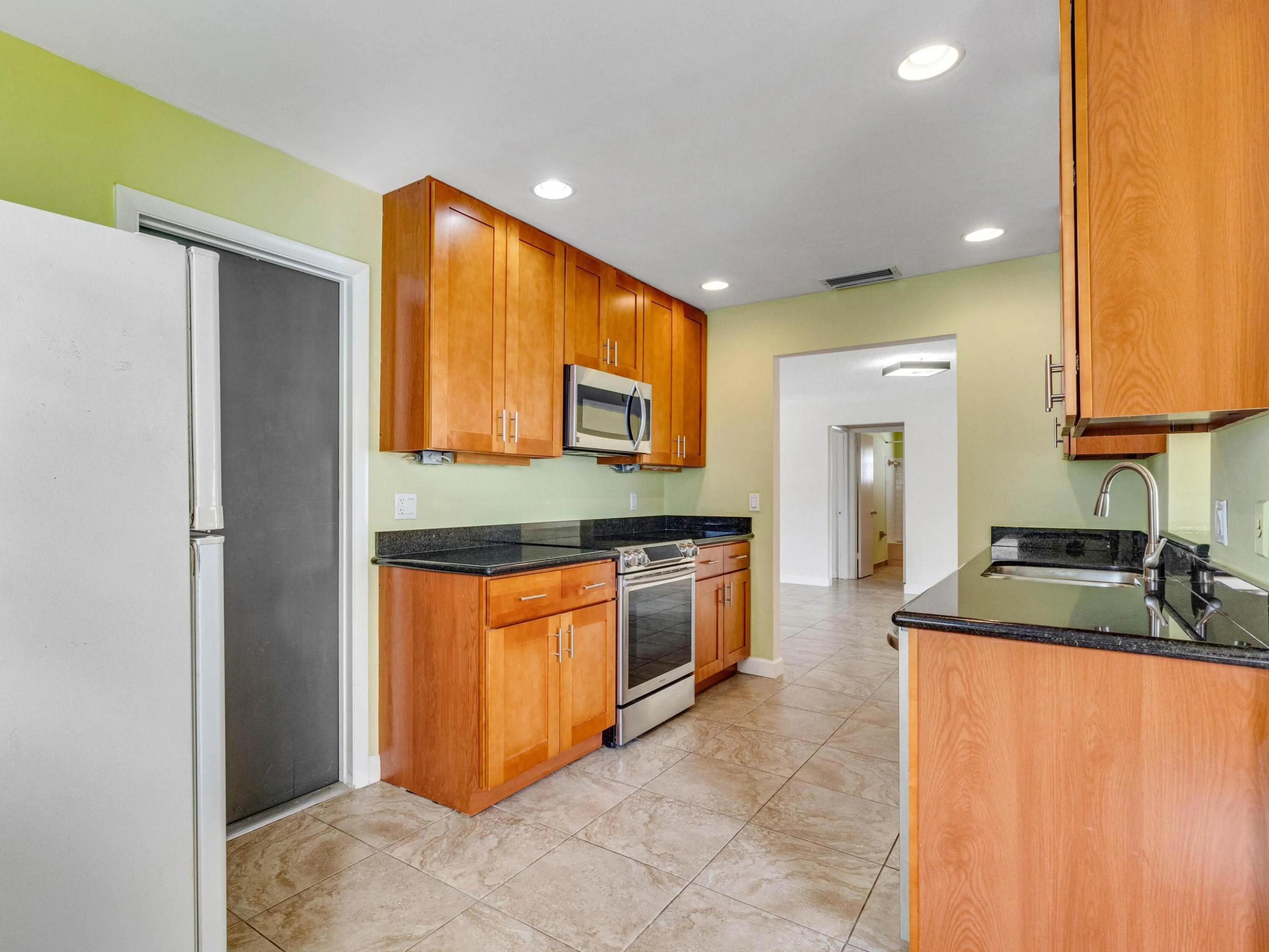 Kitchen 2