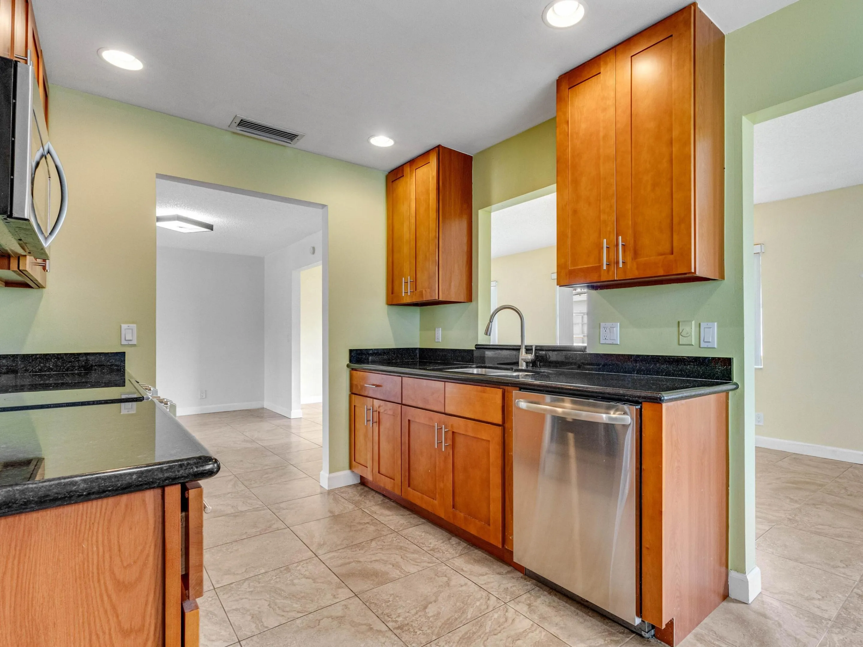 Kitchen 3