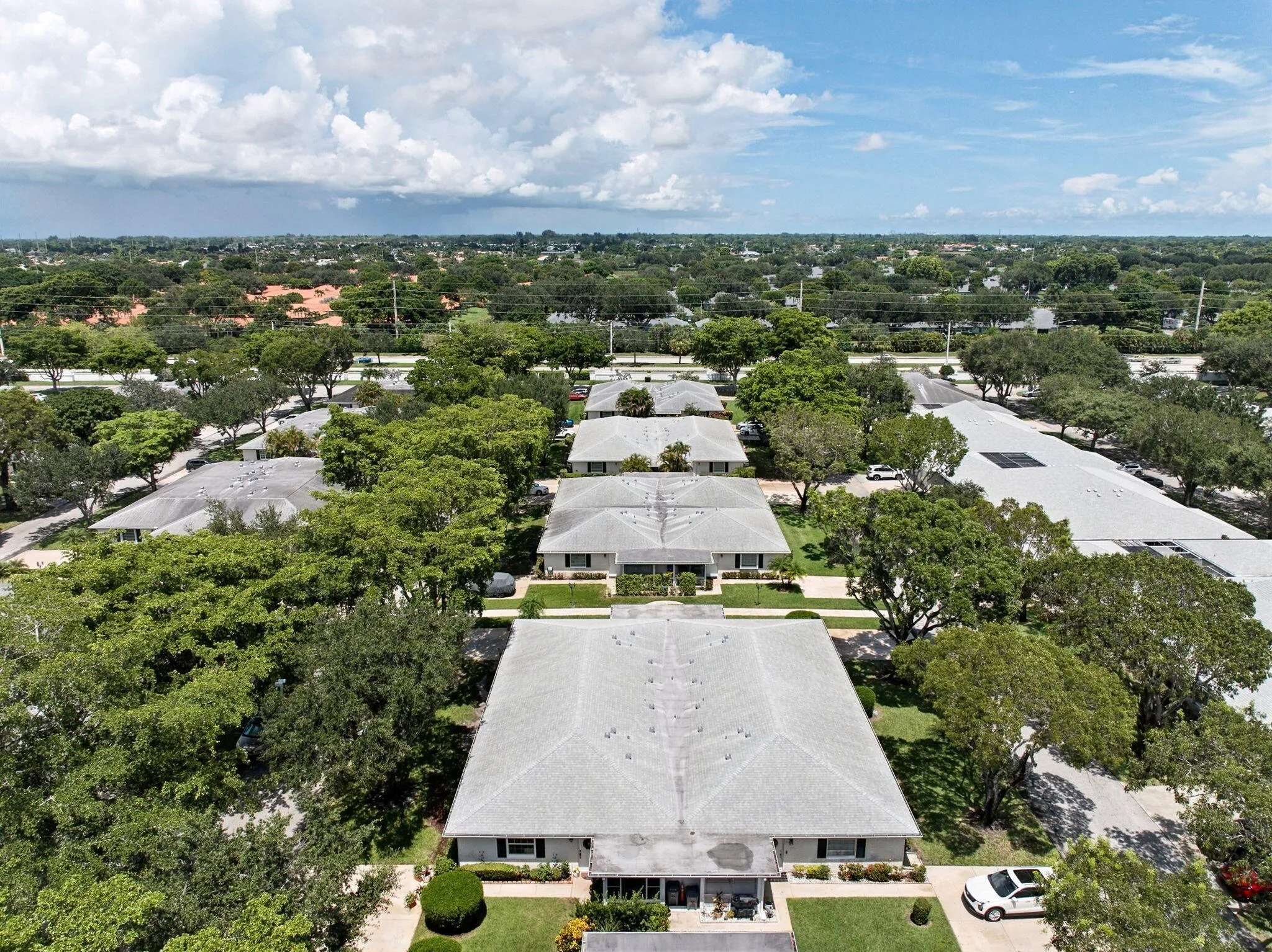 32-web-or-mls-10146-s-44th-terrace