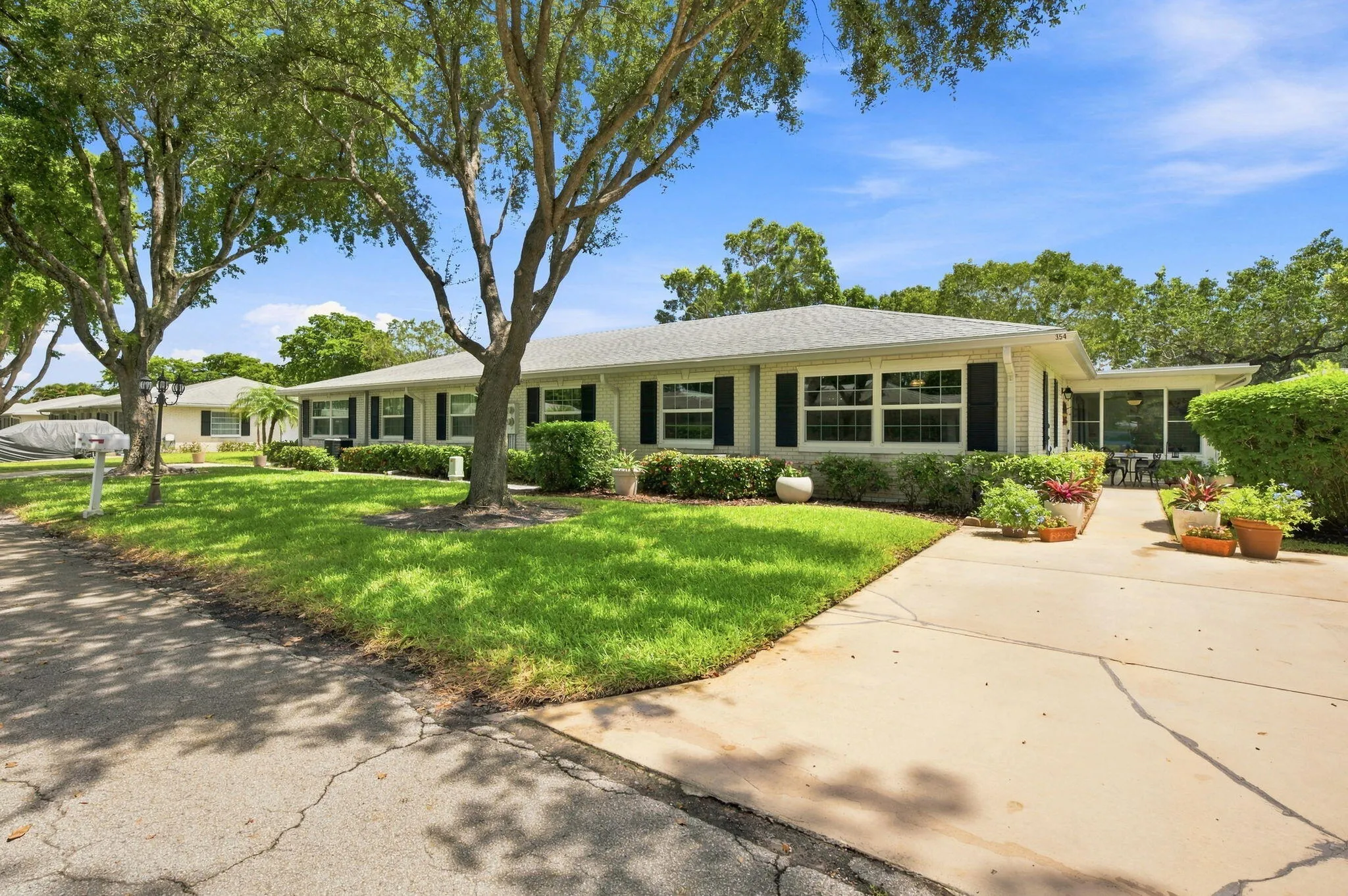 5-web-or-mls-10146-s-44th-terrace