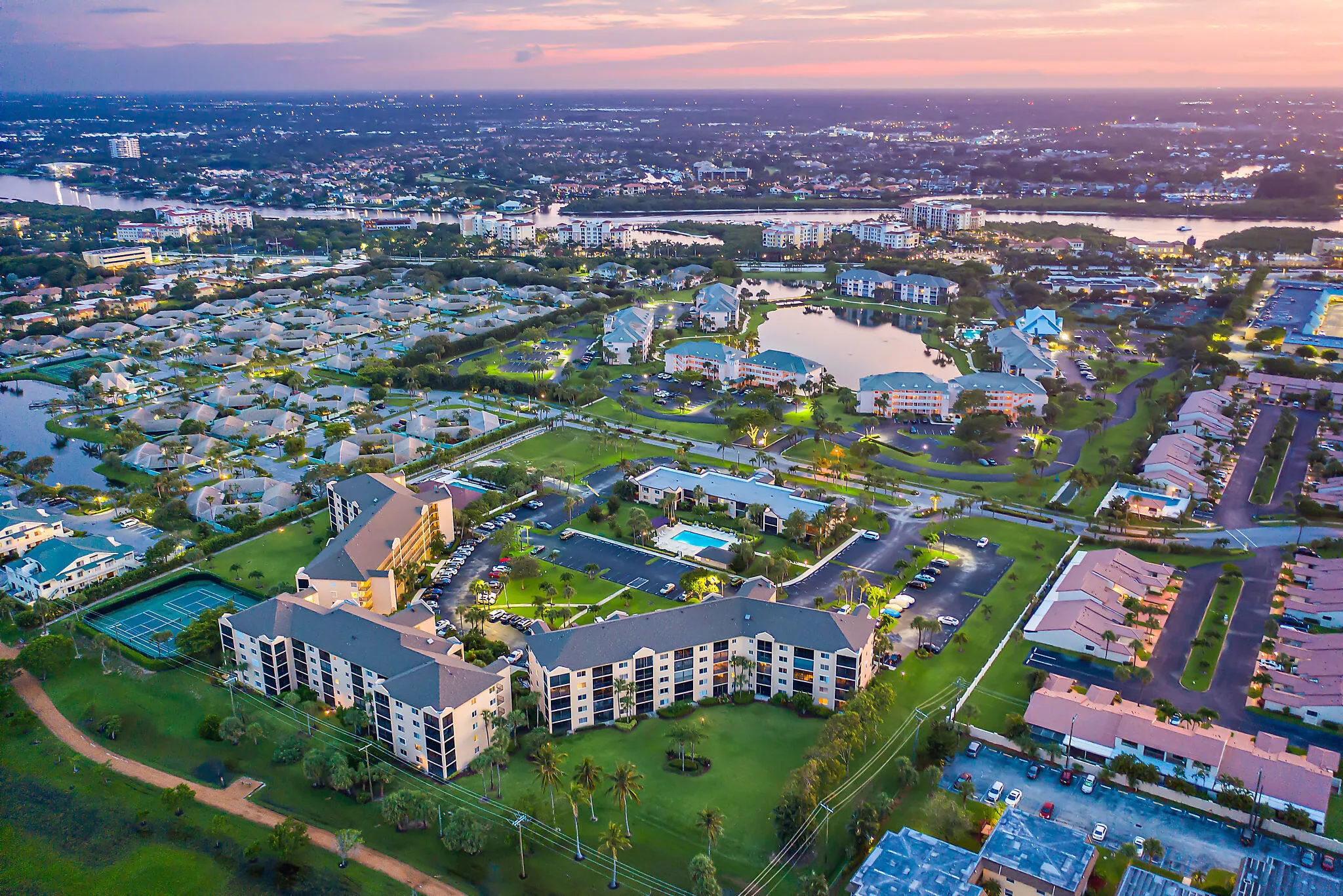 026-JupiterBayEastTwilights-FL-small