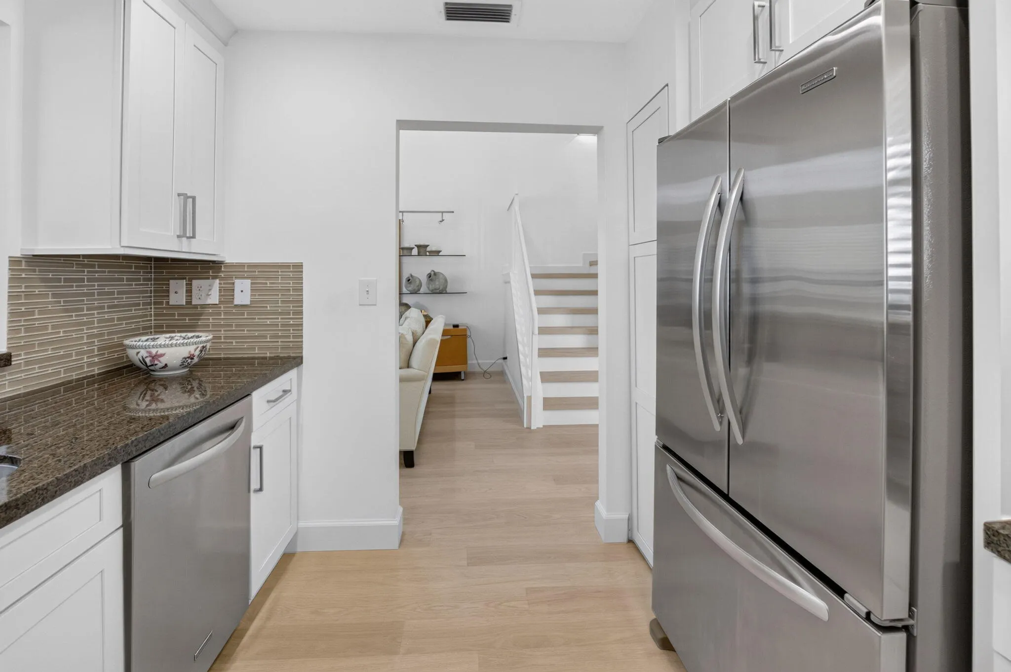 GRANITE COUNTERTOPS