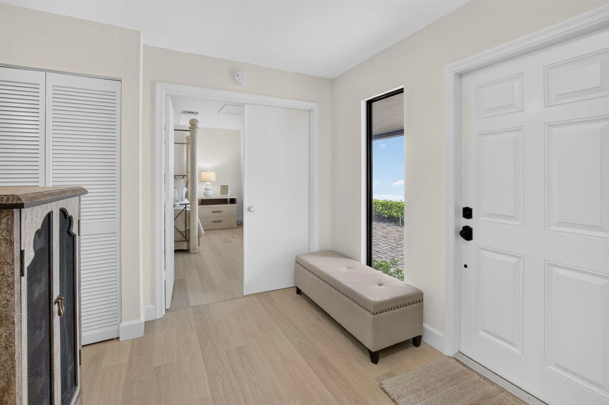 FORMAL ENTRY HALL