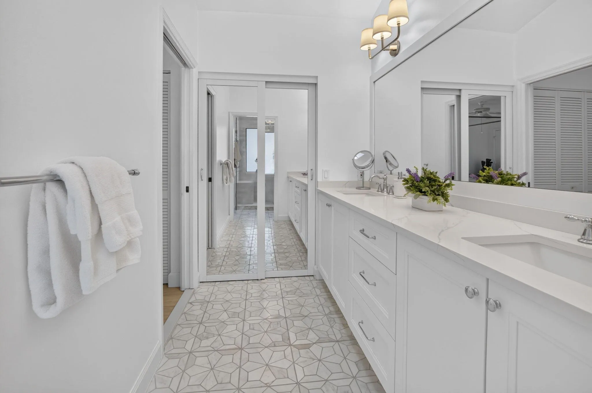 BEAUTIFUL MARBLE FLOORS