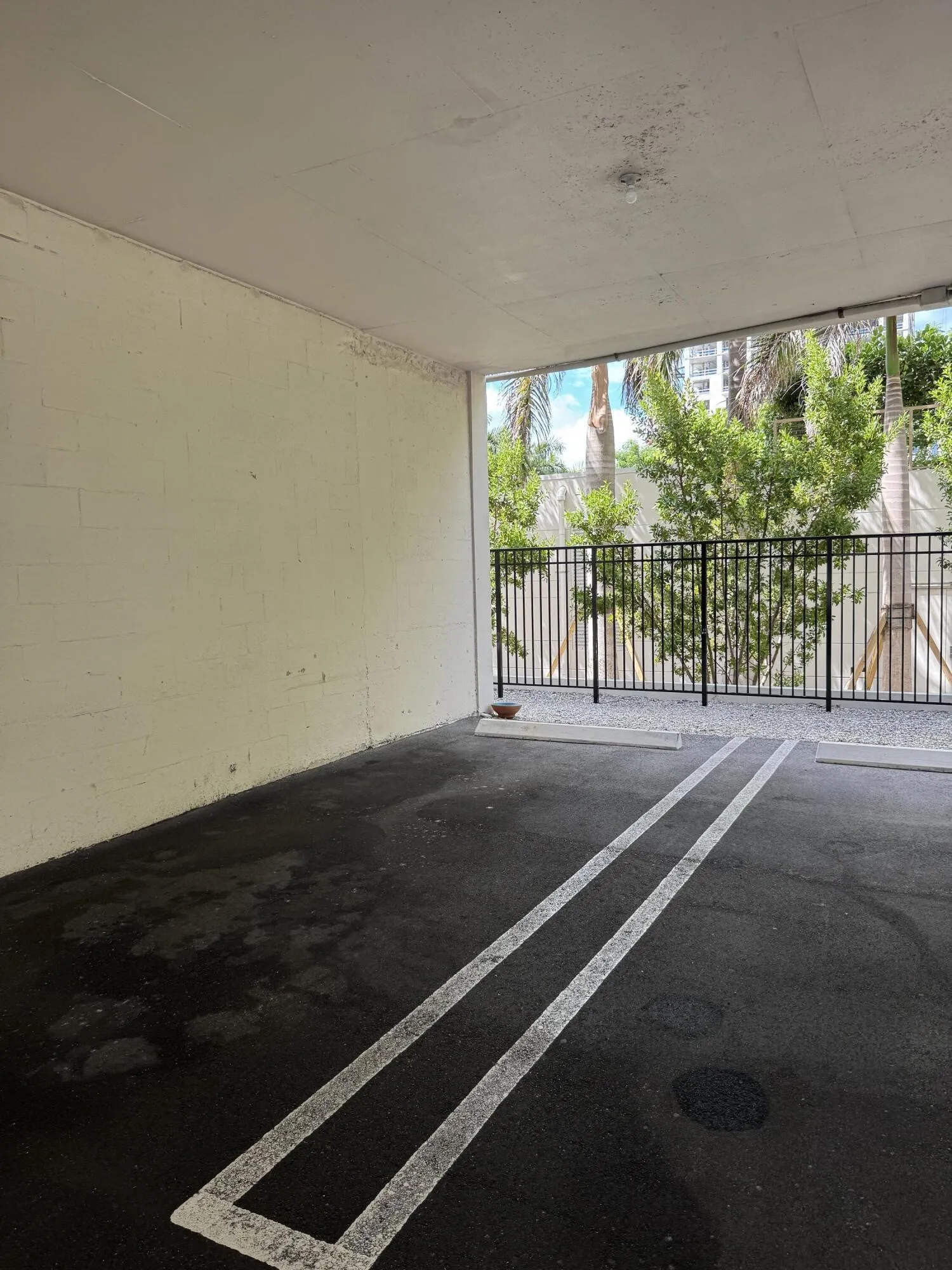 1527 S Flagler Drive 112f (21)