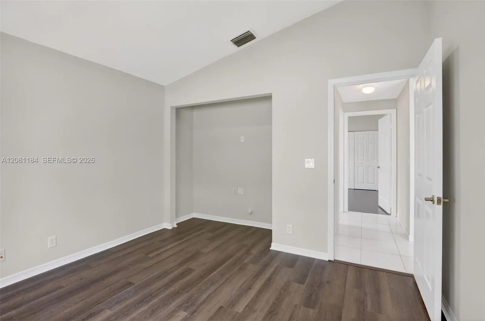 Photo 35