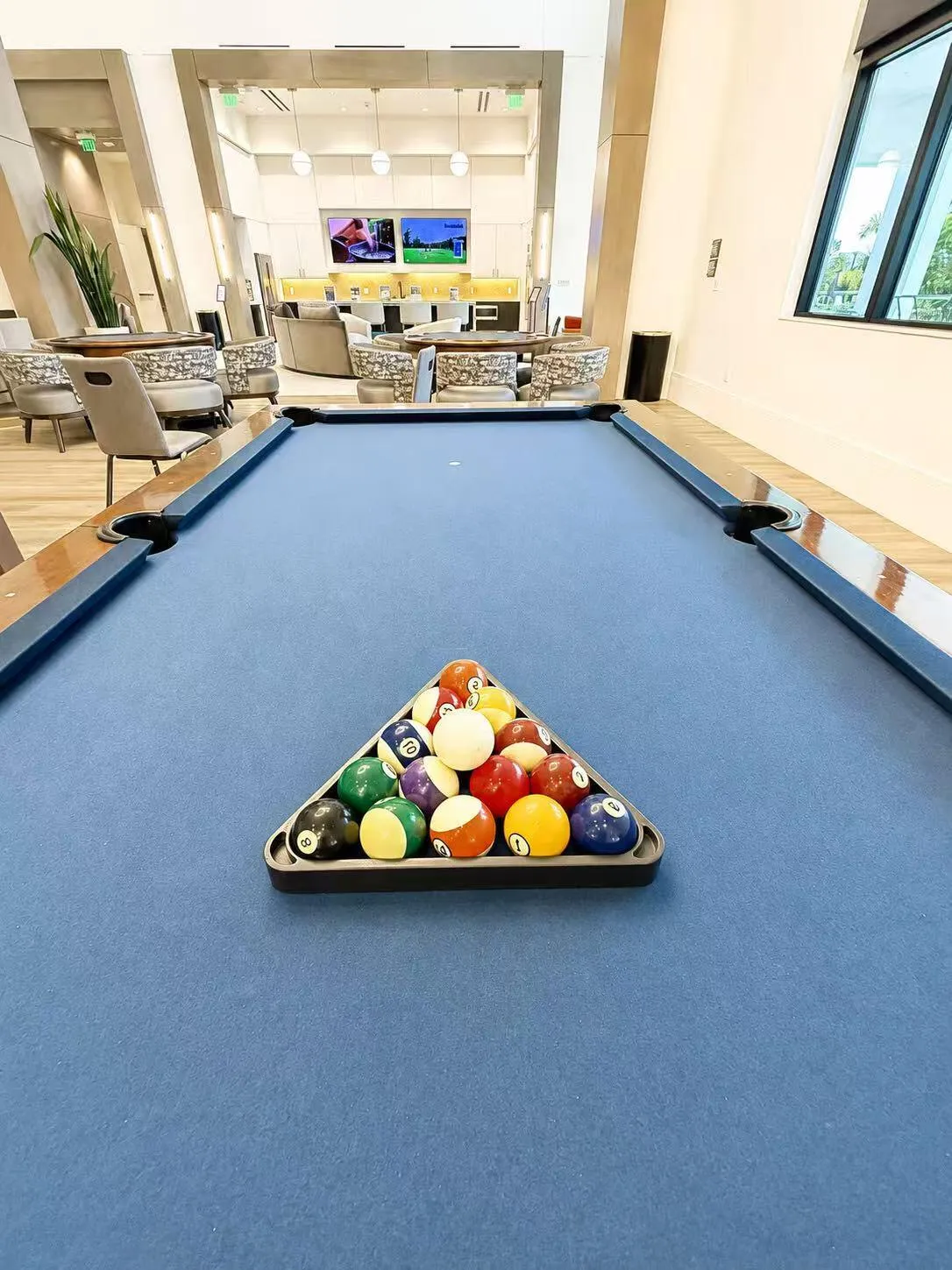#35-Billiards room