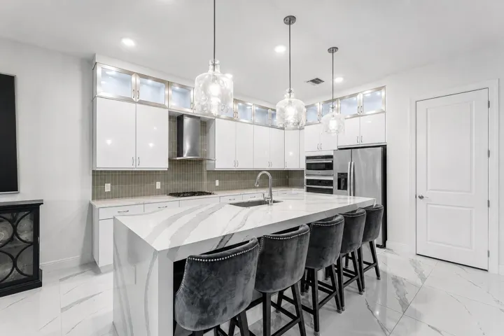 #12 Kitchen – Modern kitchen with