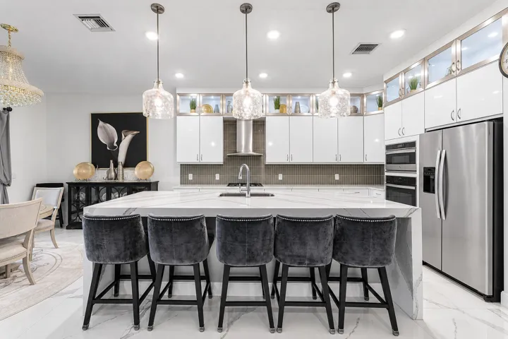 #16 Kitchen Island – Impressive ov
