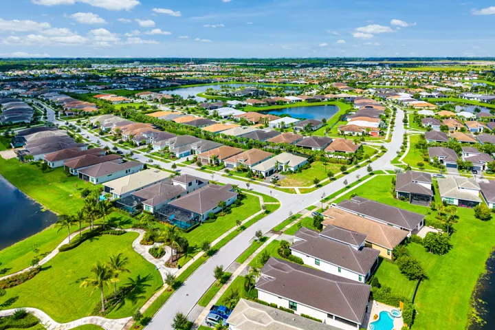 #30— Aerial perspective showcasing the