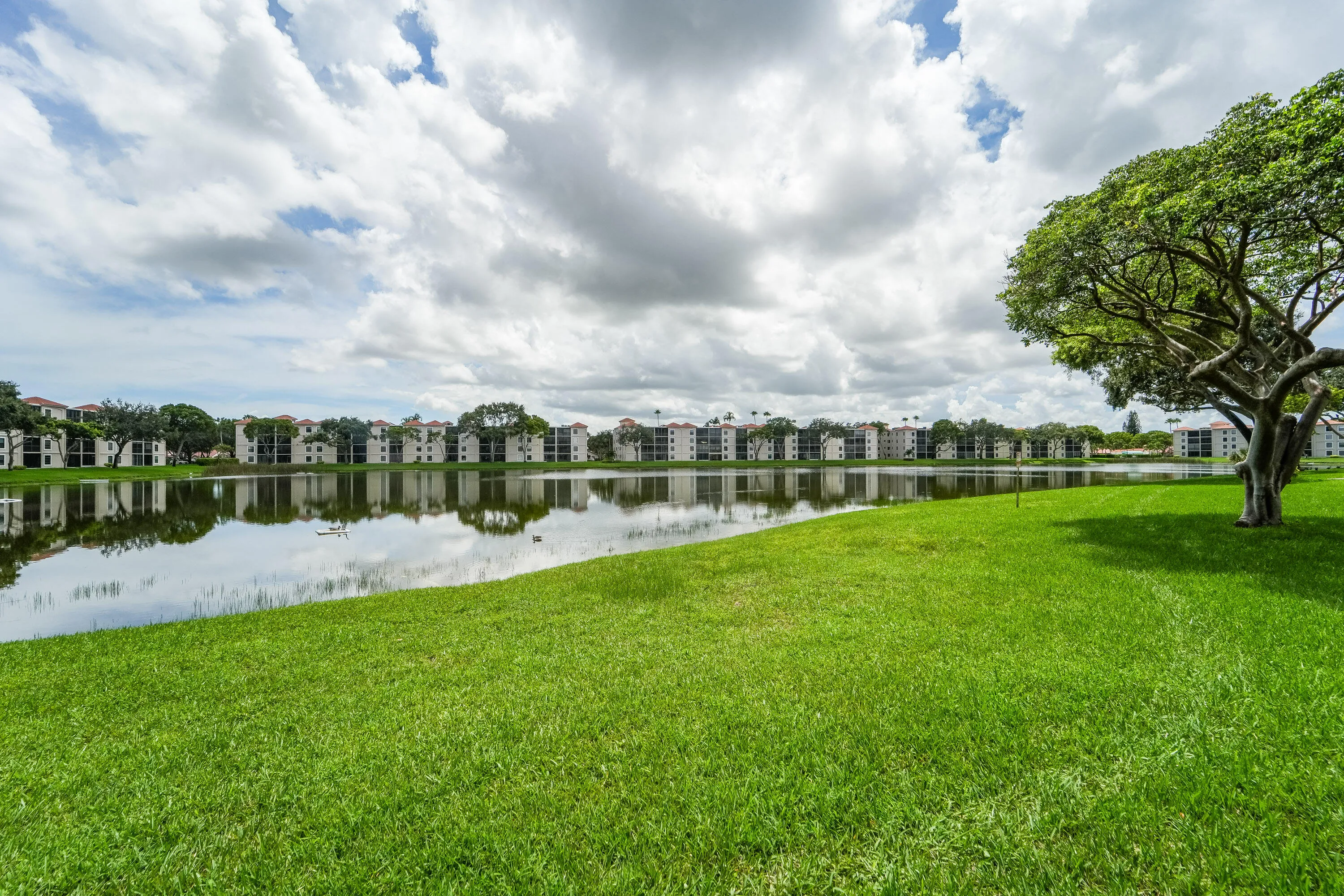 6093 Pointe Regal 209-4