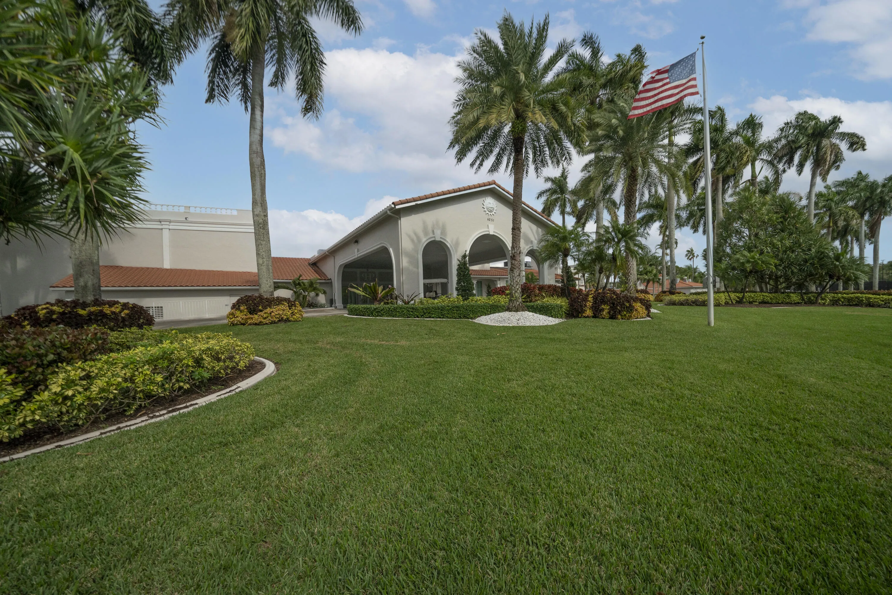 HP Club House_23