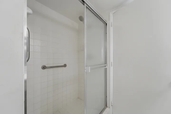 6093_Pointe_Regal_Circle_209_Delray_Beac